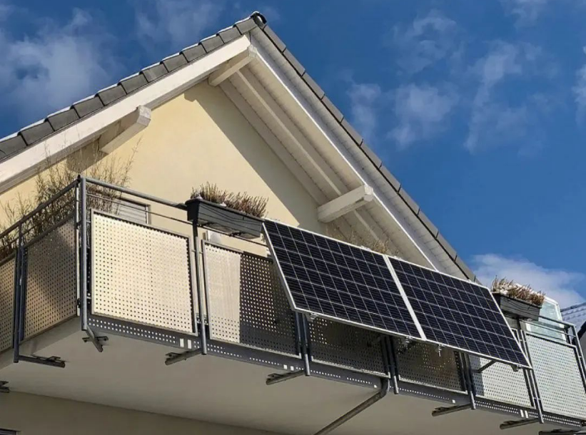 Ang mga photovoltaics sa mga balkonahe ng Aleman ay nagiging lalong popular